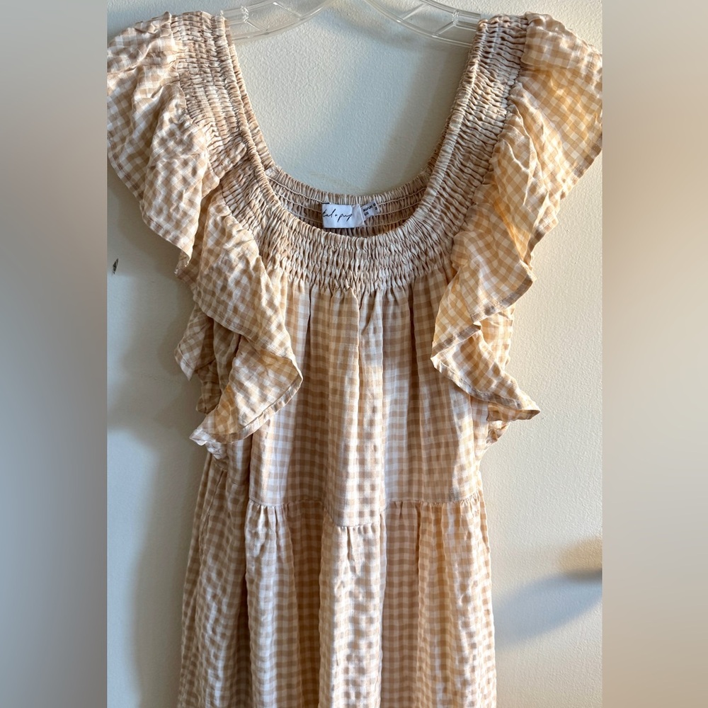 Petal & Pup Beige And White Gingham Off the Shoulder Ruffle Midi Dress Size 2 - Picture 4 of 8